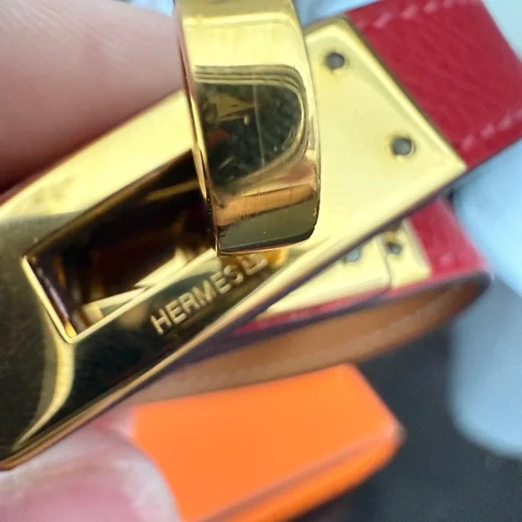 LOT 2169 Hermes Kelly Red Leather with 18K gold plated  Hardware - Picture 7 of 10